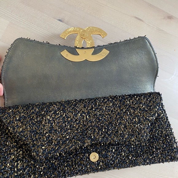 Chanel limited edition Egyptian collection clutch - Picture 3 of 5